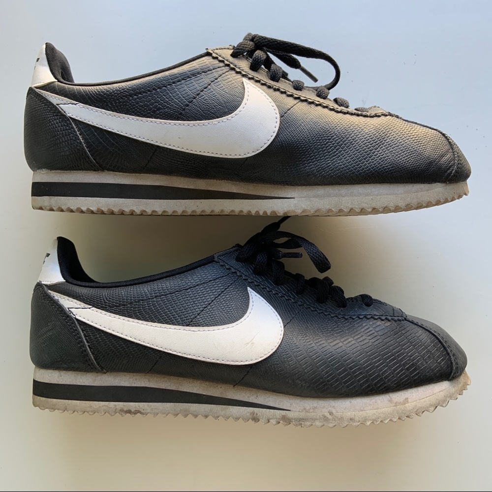 vintage nike cortez womens